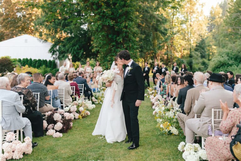 Photography: Betty Globa Photography | Florist: Elle Fleurit Floral Co.