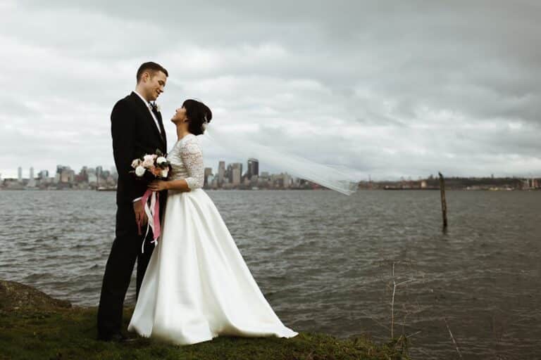 © Elizabeth Zuluaga // 2019
Urban Edge Wedding Inspiration - Seattle Wedding Photographer